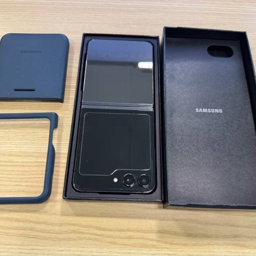 Samsung Z Flip-5 8G+512G 石墨黑色 CSL1010