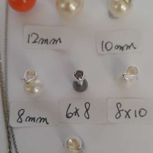 半價清理舊存貨。貝殼珍珠shell pearl吊咀.純銀鈎扣，每個一百元兩個起八折，十個起...