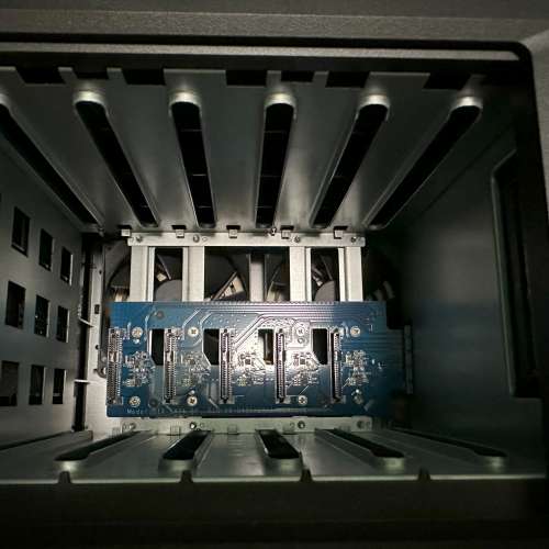 Synology DS1520+ 99%新