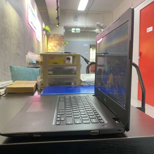 Dell Latitude 3490 (Core i3 / 14" 高清 / 🔋全新電池 / Win 11 / 永久Office / SSD)