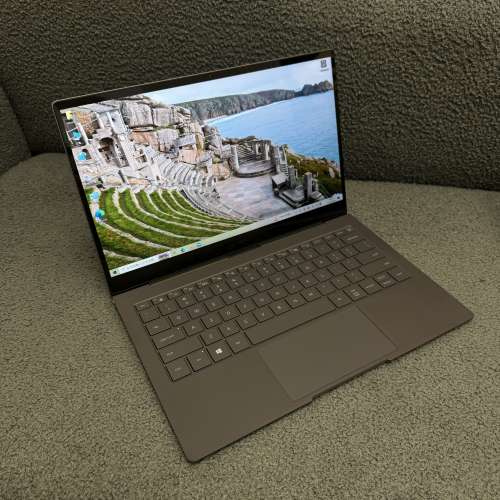 (荃灣實體店，新春優惠❤️‍🔥) Samsung Galaxy Book S/Snapdragon 8cx/8GB Ram/2...