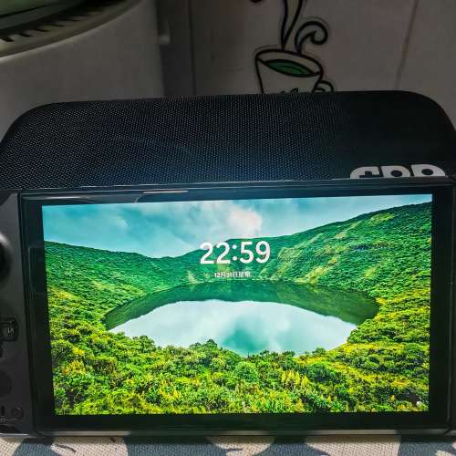 GPD win4 (AMD Ryzen 8840U, 32 gb ram +2TB )