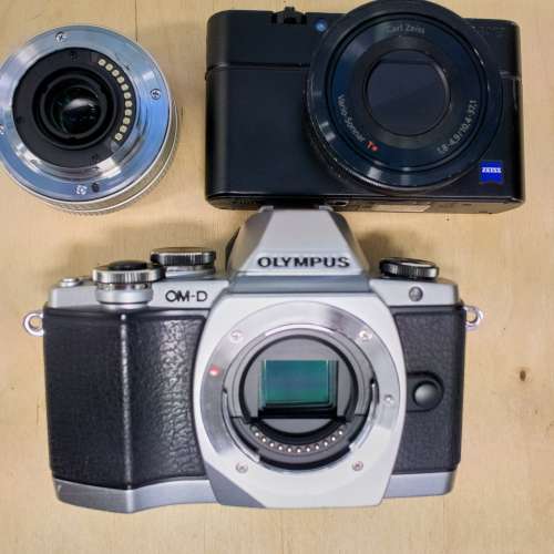 Olympus EM10 MK1 + Olympus 17mm f2.8 + RX100 MK1