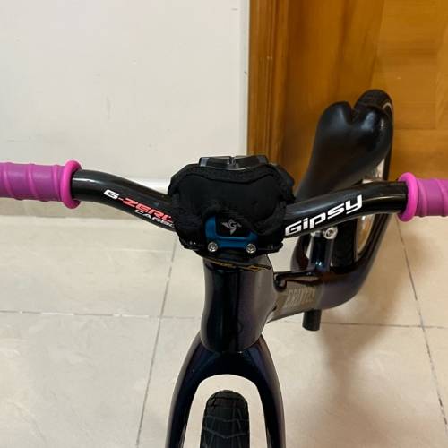 Erinyes復仇女神碳纖平衡車 八九成新 車架全碳纖  練習/比賽用一流 夠晒輕身 葵興/...