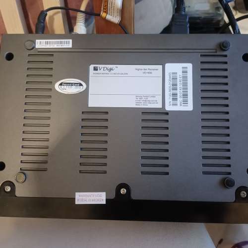 VDIGI VD 606 高清機頂盒，8成新，有少花，接收正常。機，搖控加代用火牛，沒有其他...