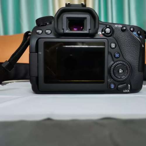 98新個人閒置canon 佳能80d單反相機旗艦整套，拍照錄視頻沒有雜音，出片好看，街拍...