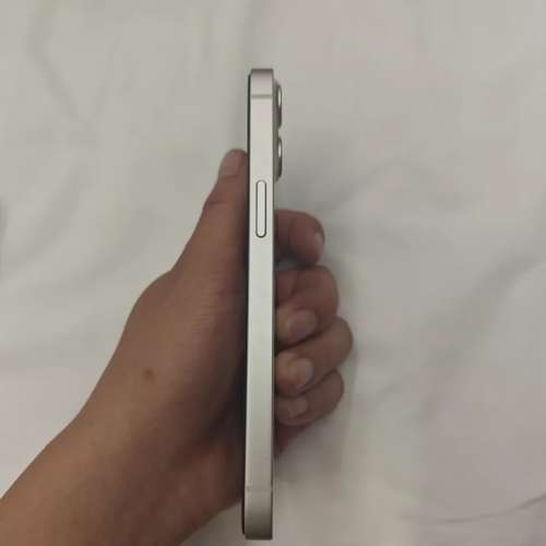 Apple iPhone 13 512G  6.1寸大螢幕，功能全部正常運作，電池效能86 %，電池良好，...