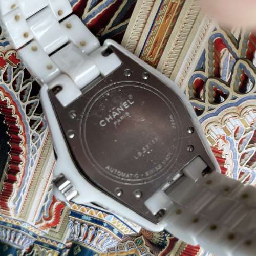Chanel J12 White Ceramic Automatic Date H0970
