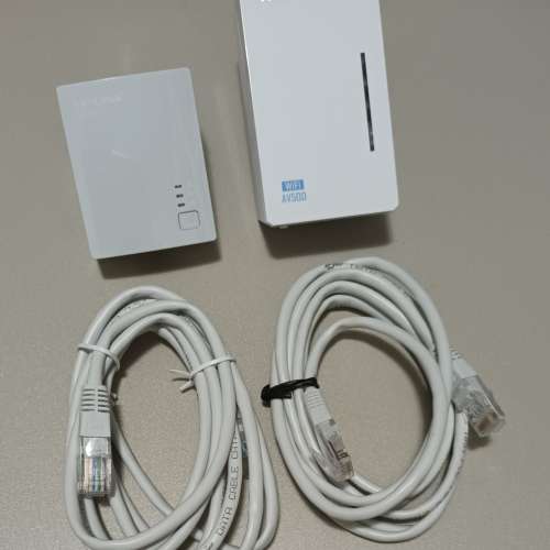 AV500 WiFi Powerline Extenter Starter