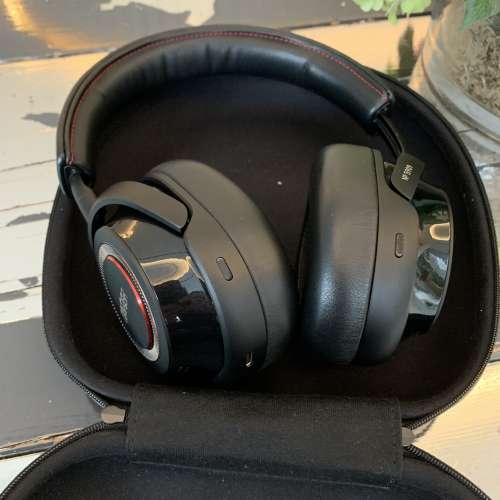 Mark Levinson no.5909 頭戴性藍牙耳機