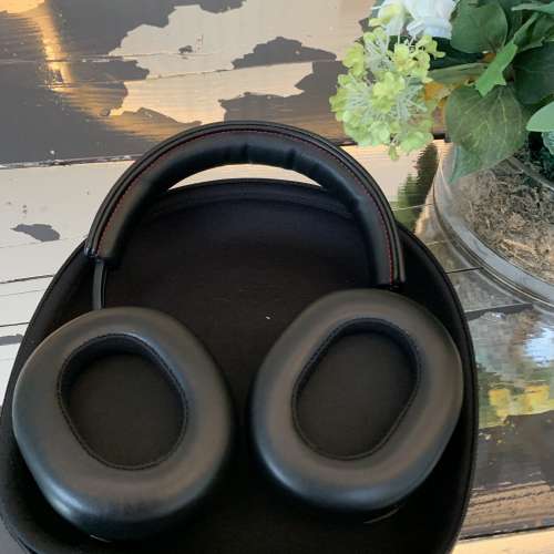 Mark Levinson no.5909 頭戴性藍牙耳機