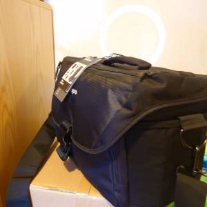 Lowepro, Nova 200 AW II