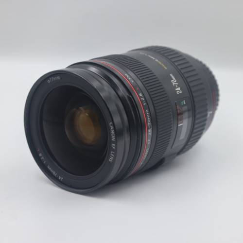 EF 24-70mm f/2.8L USM