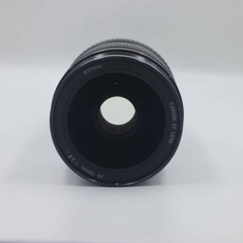 EF 24-70mm f/2.8L USM