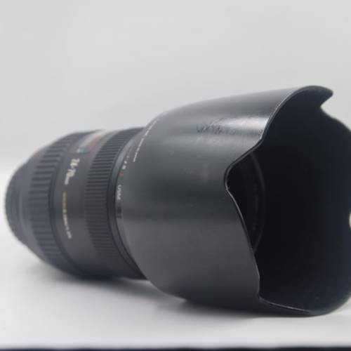 EF 24-70mm f/2.8L USM