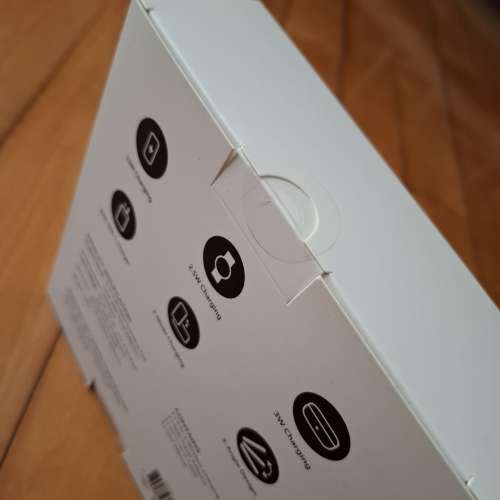 Samsung 3-in-1 wireless charging pad 三星無線充電器