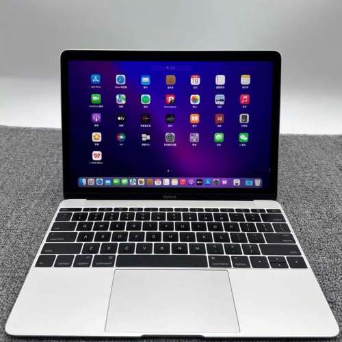 12寸MacBook Air 成色好，頂配8G記憶體，512G固態硬盤，超薄身。
