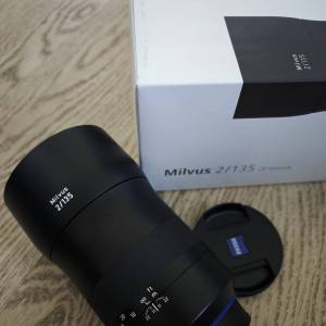 Zeiss milvus 135/2 EF mount