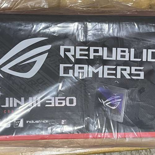 Asus ROG RYUJIN III 360mm 水冷散熱器