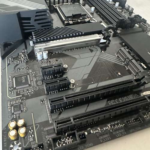 i7-13700kf, Z790 UD Wifi DDr5