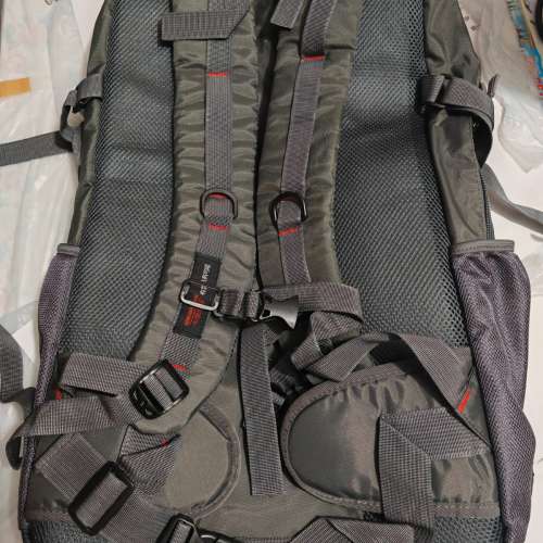 80L 背囊 (黑灰色)