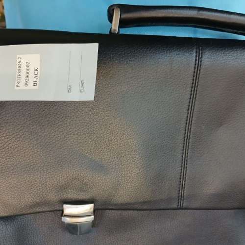 （ 新年秒閃價 ) 德國名牌 BREE Profession 2 Genuine Leather Case W/ 5 Compartm...