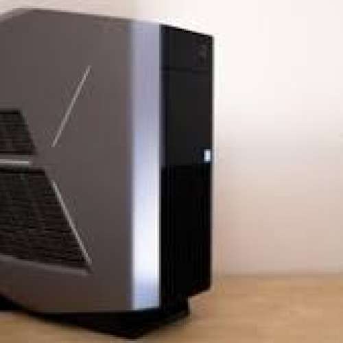 Alienware Aurora R8 i7-9700K,liquid cooling 16GB ddr4, 256 m2+2T Hdd RTX 2060