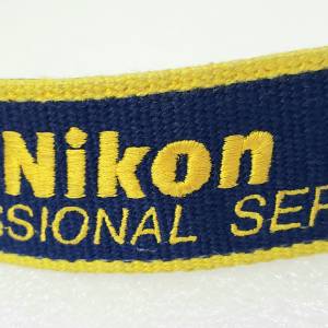 全新 Nikon NPS 刺繡字相機帶