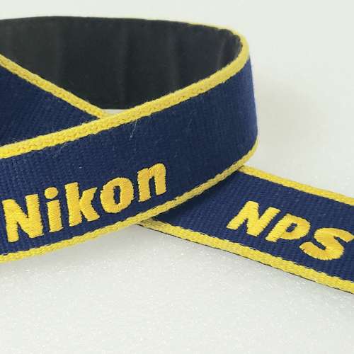 全新 Nikon NPS 刺繡字相機帶