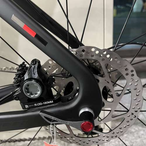 騅特 TWITTER T8 24速 碳把 全油剎 碟剎桶軸碳纖維公路車 $5380送水架前後蛙燈