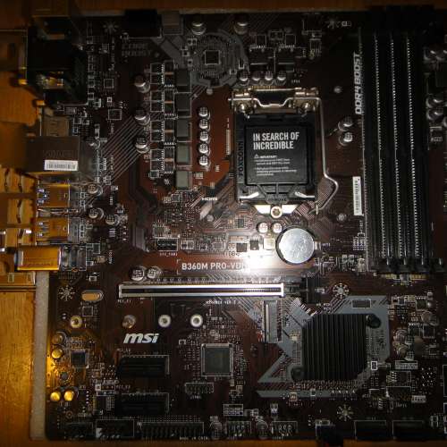 MSI B360M PRO-VDH Micro-ATX主機版 Socket 1151 適合8、9代CPU