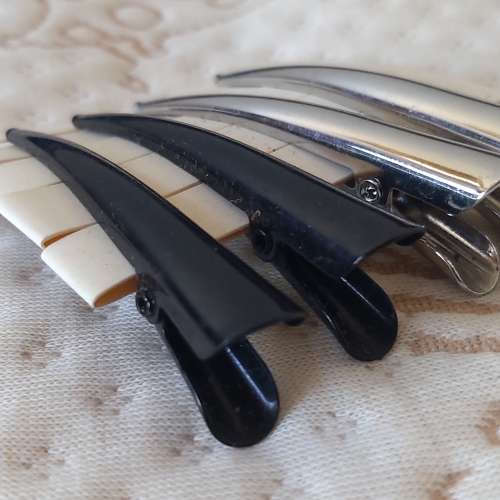 全新黑色/銀色髮夾 頭夾 頭飾 髮飾 瀏海夾 Hair Clips