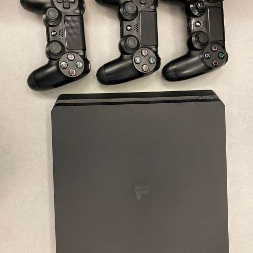 PS4 (400GB) slim 薄機，連3手掣