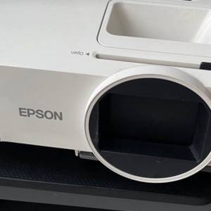Epson 3D家庭劇院投影機 EH-TW5700