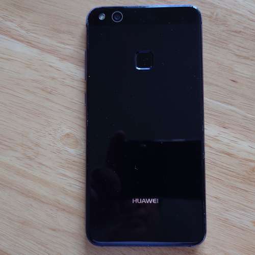 港版 Huawei P10 Lite（請注意內文）