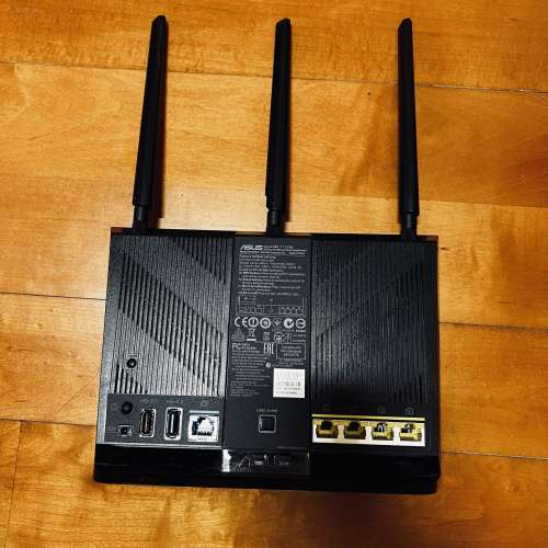 ASUS AC-68U / RT-AC68U 雙頻路由器