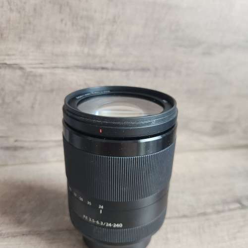 SEL 24240 full frame sony 24 - 240mm 3.5-6.3
