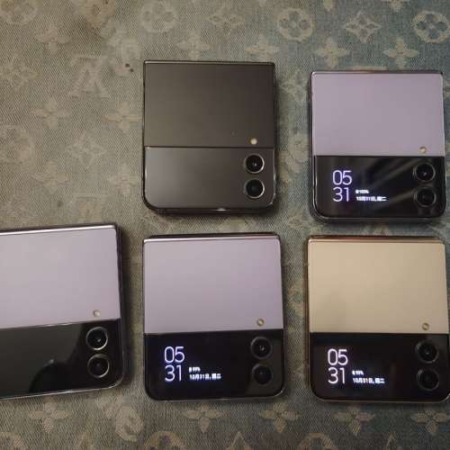 三星Samsung Galaxy Z Flip 4 代8+256GB 5G韓版新淨