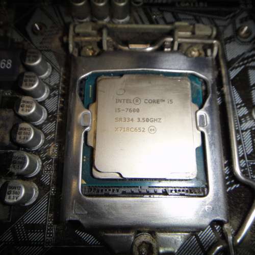 Intel Core i5-7600 @ 3.50GHz Socket 1151