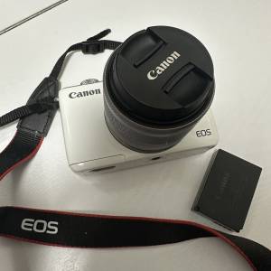 Canon EOS M10 + 15-45mm kit鏡 反mon相機