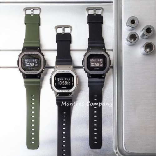 Montres Company香港註冊公司(26年老店)G-Shock 200 米防水 黑銀色 GM-5600-1 CASIO...