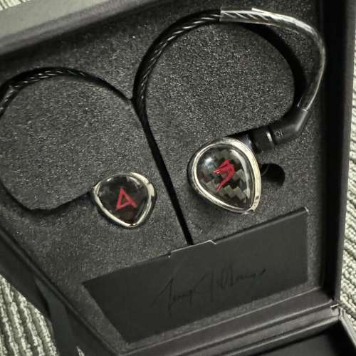 Astell&Kern Roxanne II Earphone