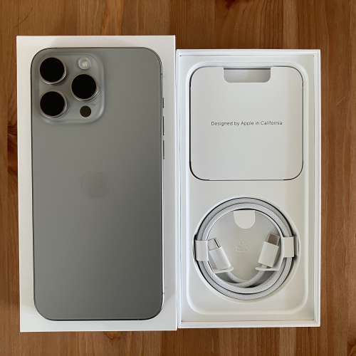 行貨 iPhone 15 Pro Max 512G 99% 原色 titanium $9900