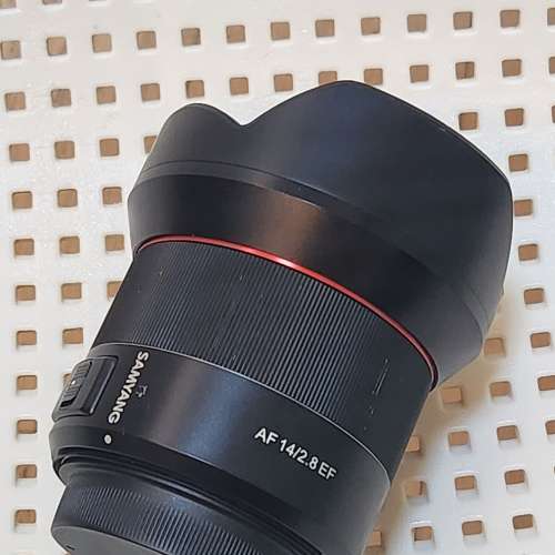 Samyang AF 14mm F2.8 FE autofocus lens (Canon)