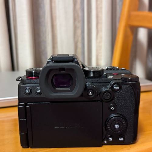 Lumix G9M2 with Leica 8-18mm f2.8-4 apsh G9 II Panasonic M43