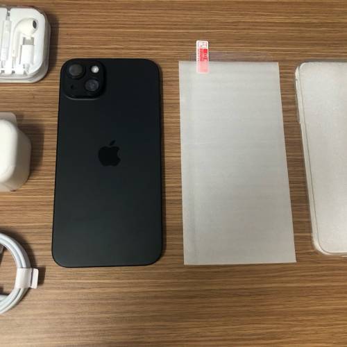 Apple warranty to 21/11/2024 - Full set 99%new iPhone 15 plus 128gb battery 100%