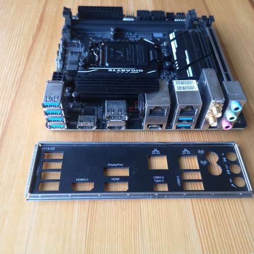 (新淨)GIGABYTE Z370N WIFI主板連原裝背板 運作正常