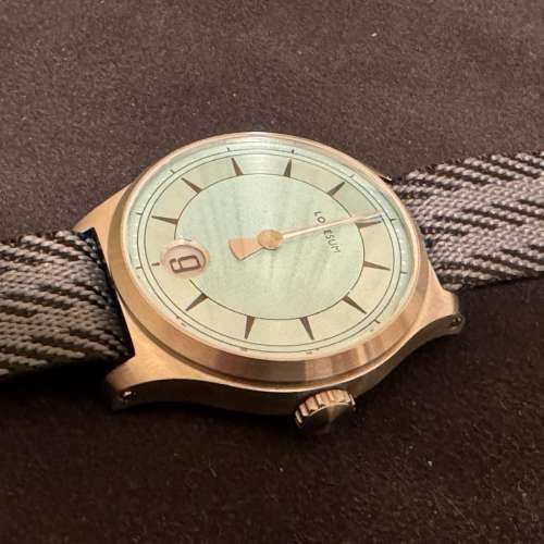 LORESUM JUMPING HOUR J1 - Mint Blue (Sellita SW200-1)