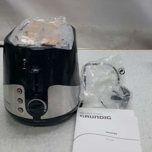 全新有說明書 黑色多士爐 GRUNDIG Toaster TA5040