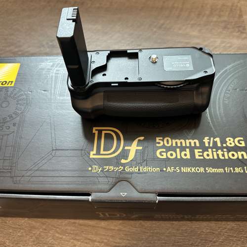 Nikon DF Gold Edition